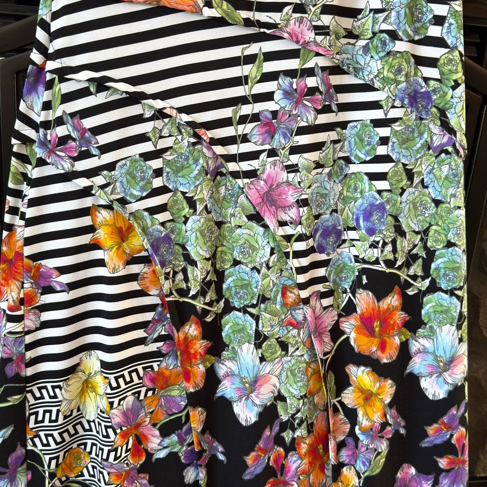 Striped Floral Maxi Dress - Picture 7 of 8